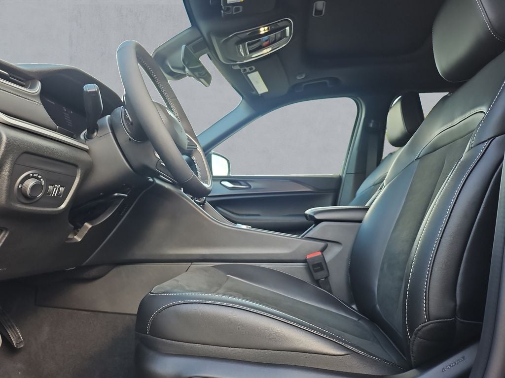 2025 Jeep Grand Cherokee GRAND CHEROKEE ALTITUDE X 4X2