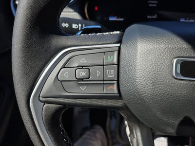 2025 Jeep Grand Cherokee GRAND CHEROKEE LAREDO X 4X2