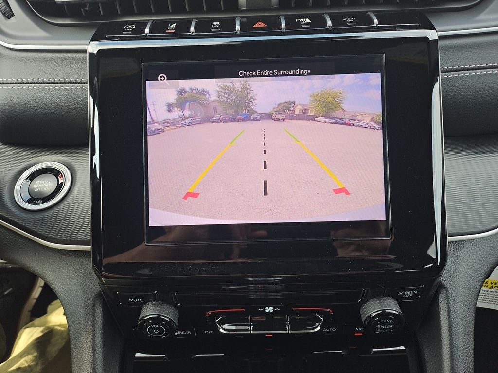 2025 Jeep Grand Cherokee GRAND CHEROKEE LAREDO X 4X2