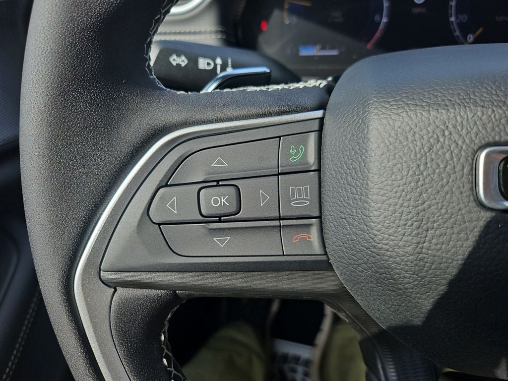 2025 Jeep Grand Cherokee GRAND CHEROKEE LAREDO X 4X2