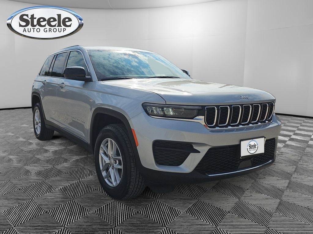 2025 Jeep Grand Cherokee GRAND CHEROKEE LAREDO X 4X2