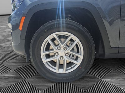 2025 Jeep Grand Cherokee GRAND CHEROKEE LAREDO X 4X2