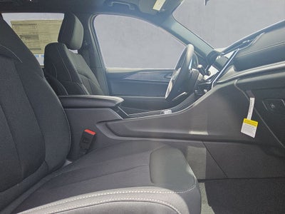 2025 Jeep Grand Cherokee GRAND CHEROKEE LAREDO X 4X2