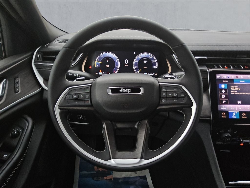 2025 Jeep Grand Cherokee GRAND CHEROKEE LIMITED 4X2