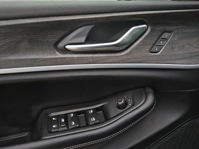 2025 Jeep Grand Cherokee GRAND CHEROKEE LIMITED 4X2