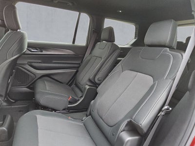 2026 Jeep Grand Cherokee GRAND CHEROKEE L LAREDO X 4X2