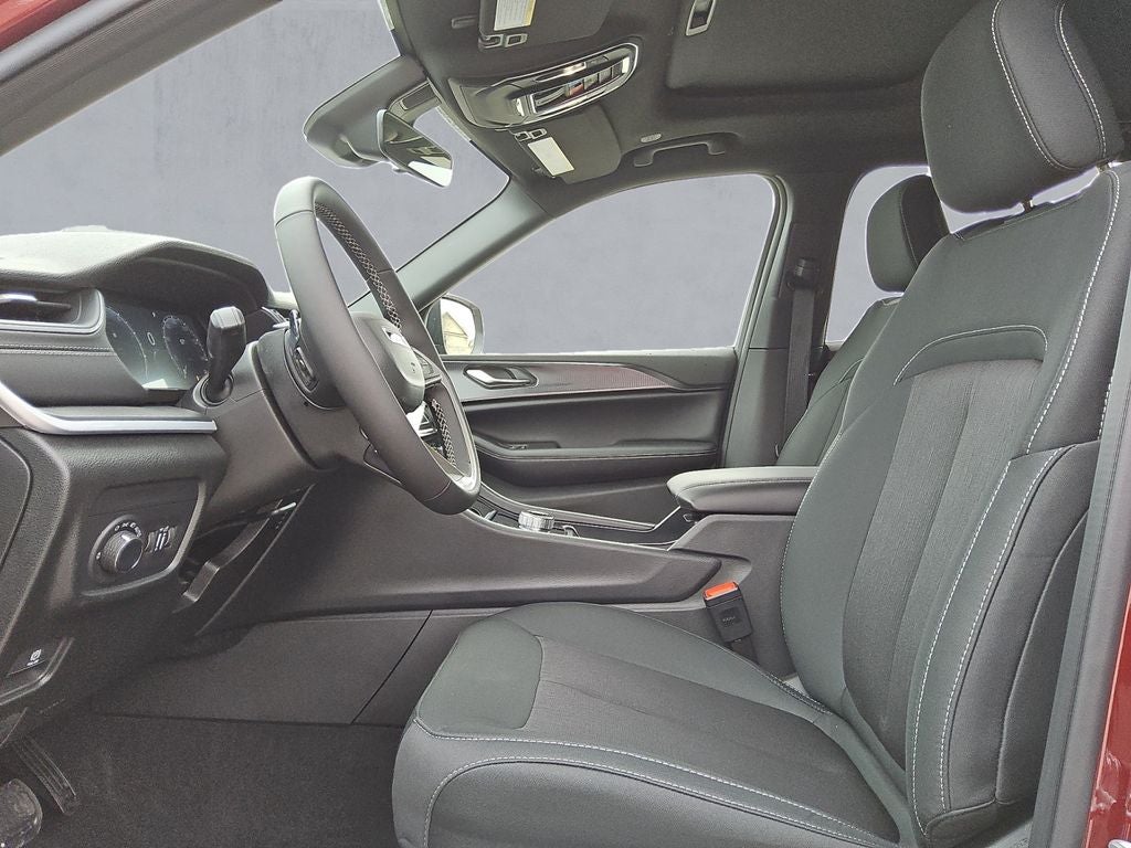 2026 Jeep Grand Cherokee GRAND CHEROKEE L LAREDO X 4X2