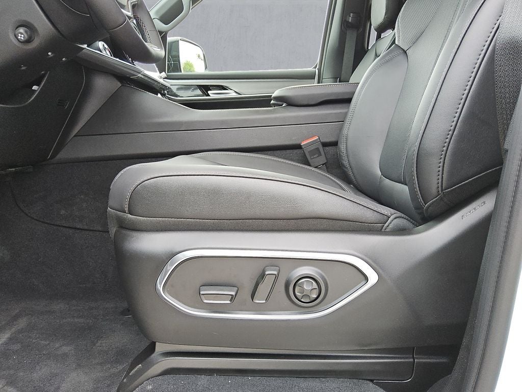 2026 Jeep Grand Wagoneer GRAND WAGONEER LIMITED RESERVE 4X4