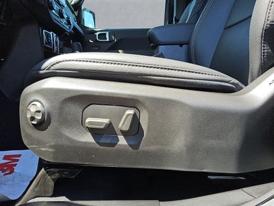 2026 Jeep Gladiator GLADIATOR SAHARA 4X4