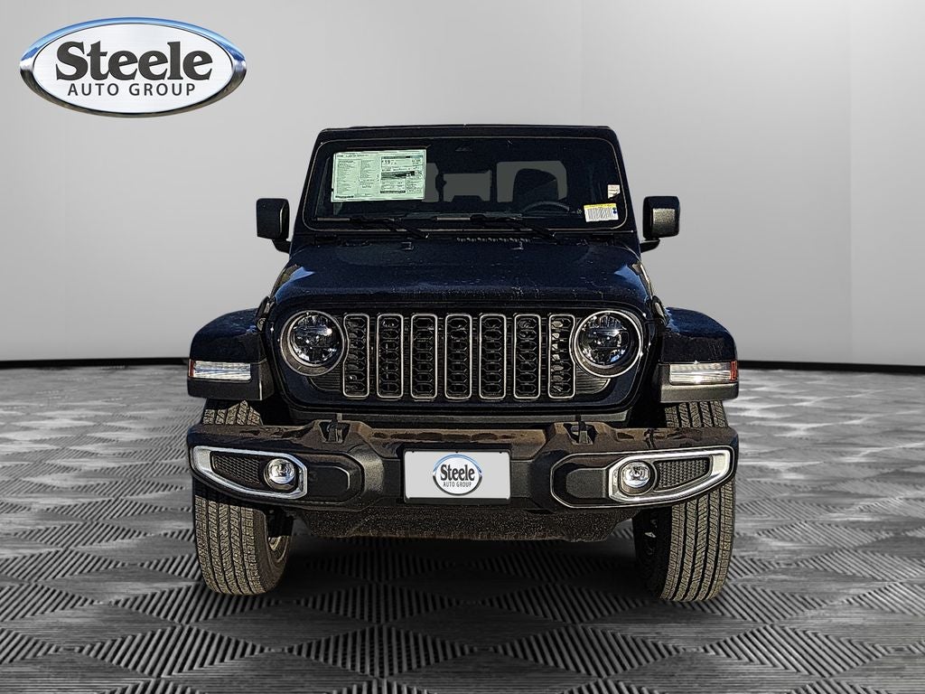 2026 Jeep Gladiator GLADIATOR SAHARA 4X4