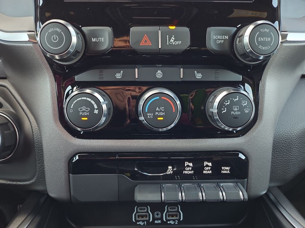 2026 RAM Ram 1500 RAM 1500 LONE STAR CREW CAB 4X2 5'7' BOX