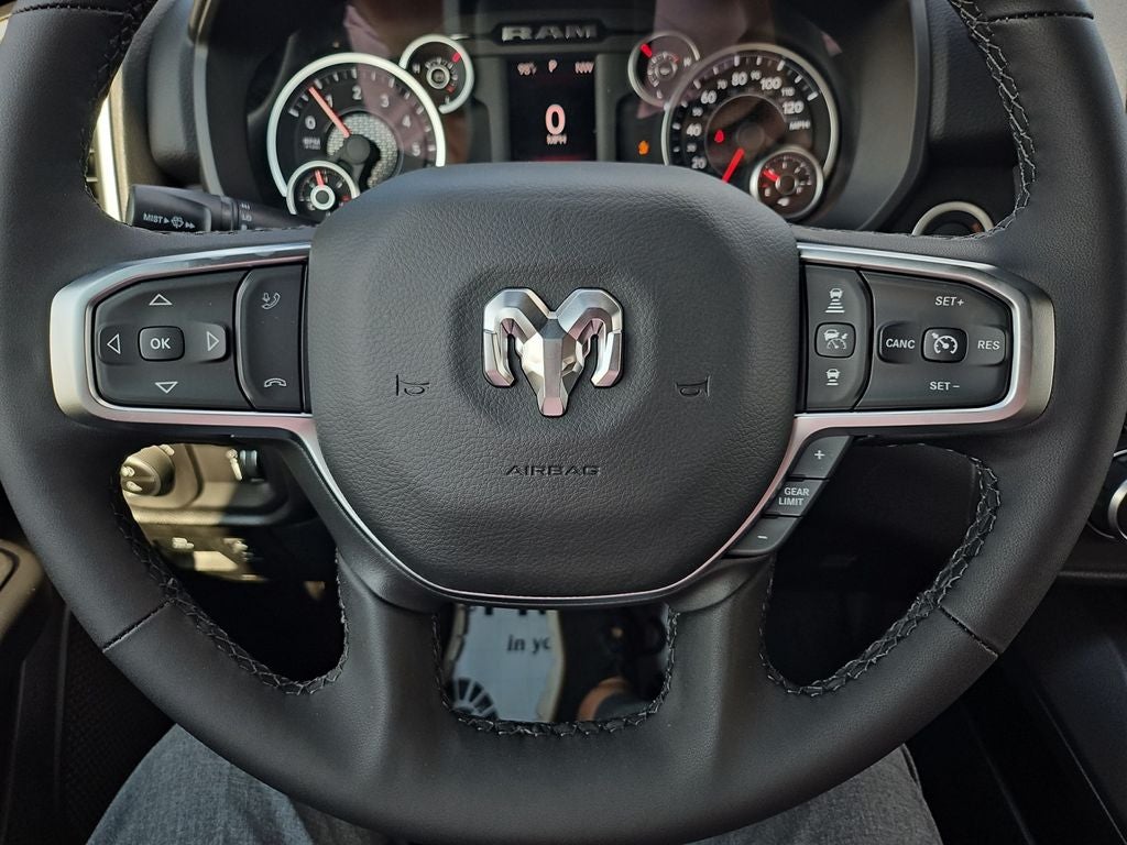 2026 RAM Ram 1500 RAM 1500 LONE STAR CREW CAB 4X2 5'7' BOX