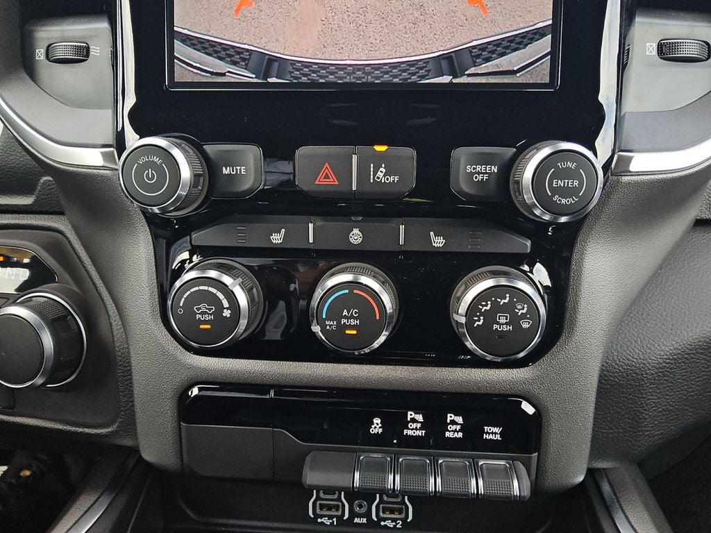 2026 RAM Ram 1500 RAM 1500 LONE STAR CREW CAB 4X2 5'7' BOX