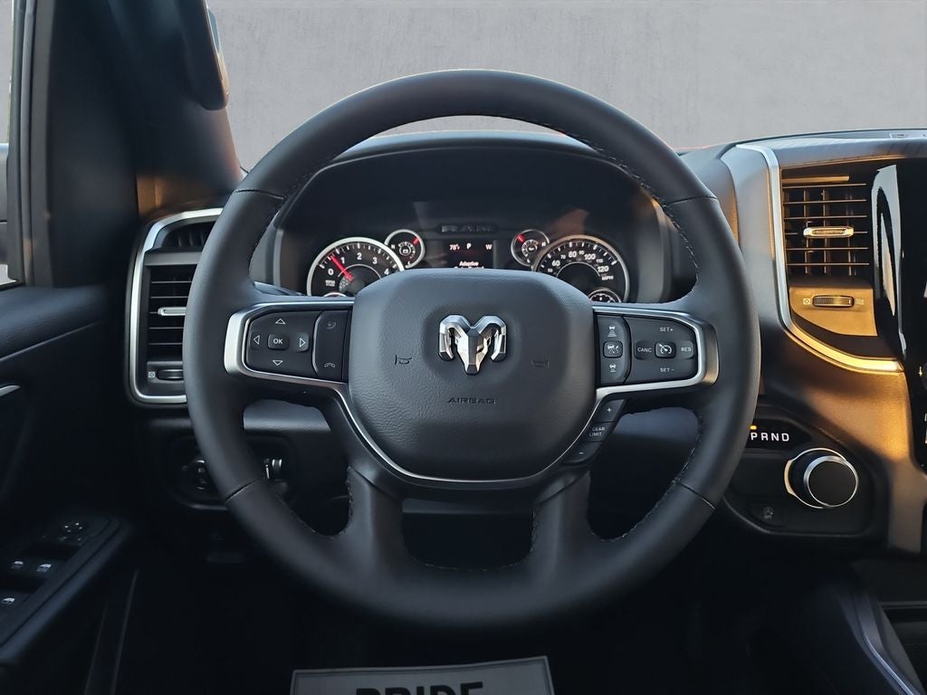 2026 RAM Ram 1500 RAM 1500 LONE STAR CREW CAB 4X2 5'7' BOX