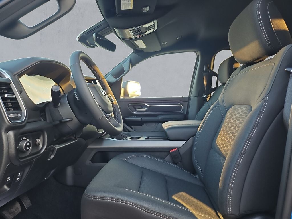 2026 RAM Ram 1500 RAM 1500 LONE STAR CREW CAB 4X2 5'7' BOX