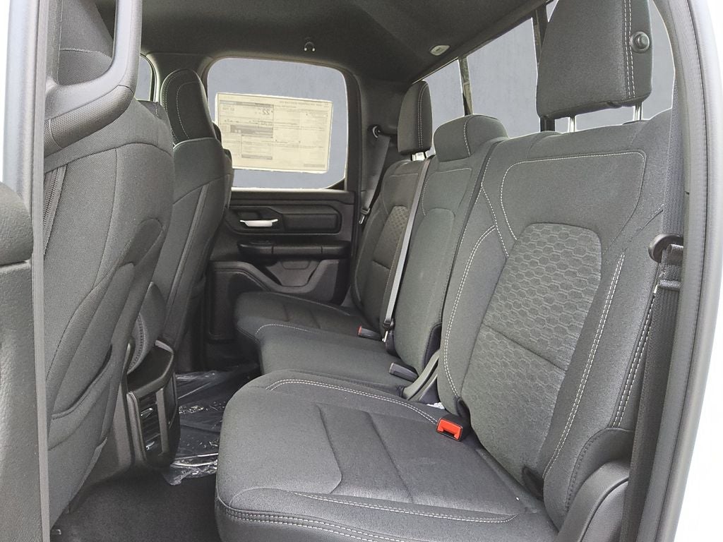 2026 RAM Ram 1500 RAM 1500 EXPRESS QUAD CAB 4X2 6'4' BOX