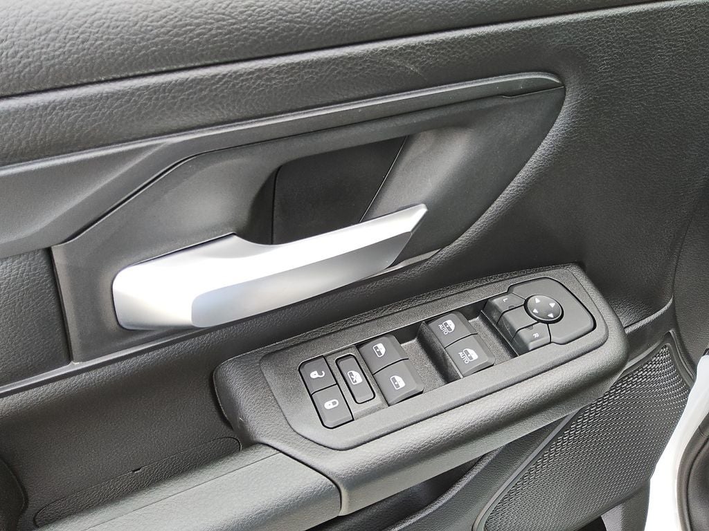 2026 RAM Ram 1500 RAM 1500 EXPRESS QUAD CAB 4X2 6'4' BOX