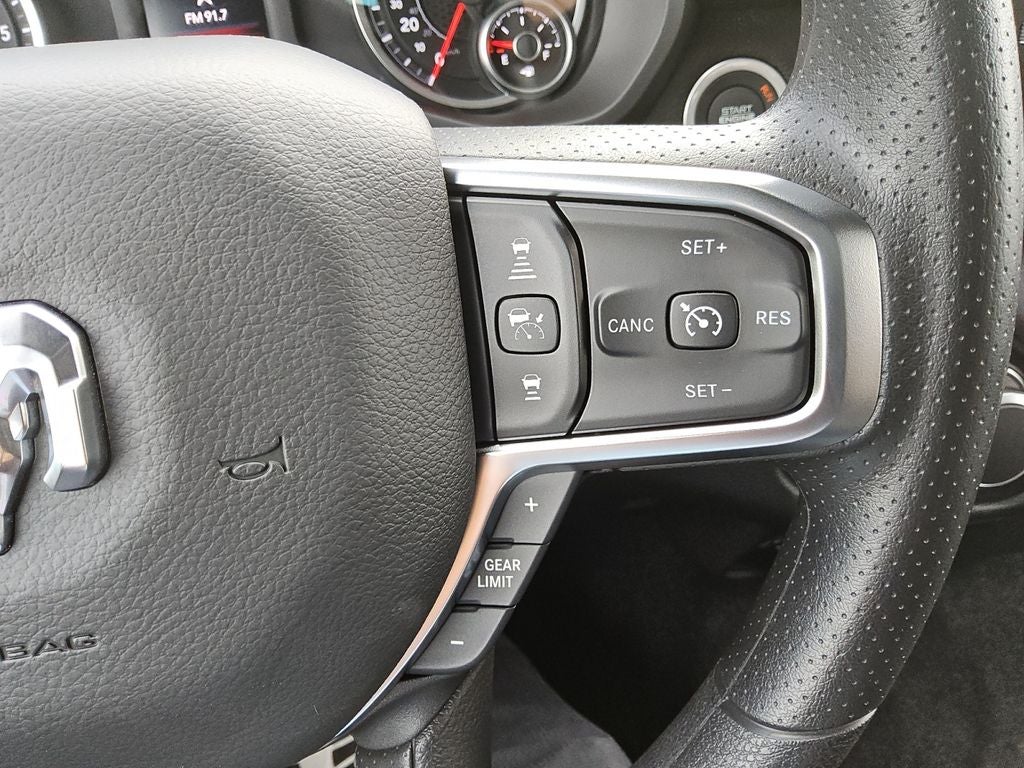 2026 RAM Ram 1500 RAM 1500 EXPRESS QUAD CAB 4X2 6'4' BOX