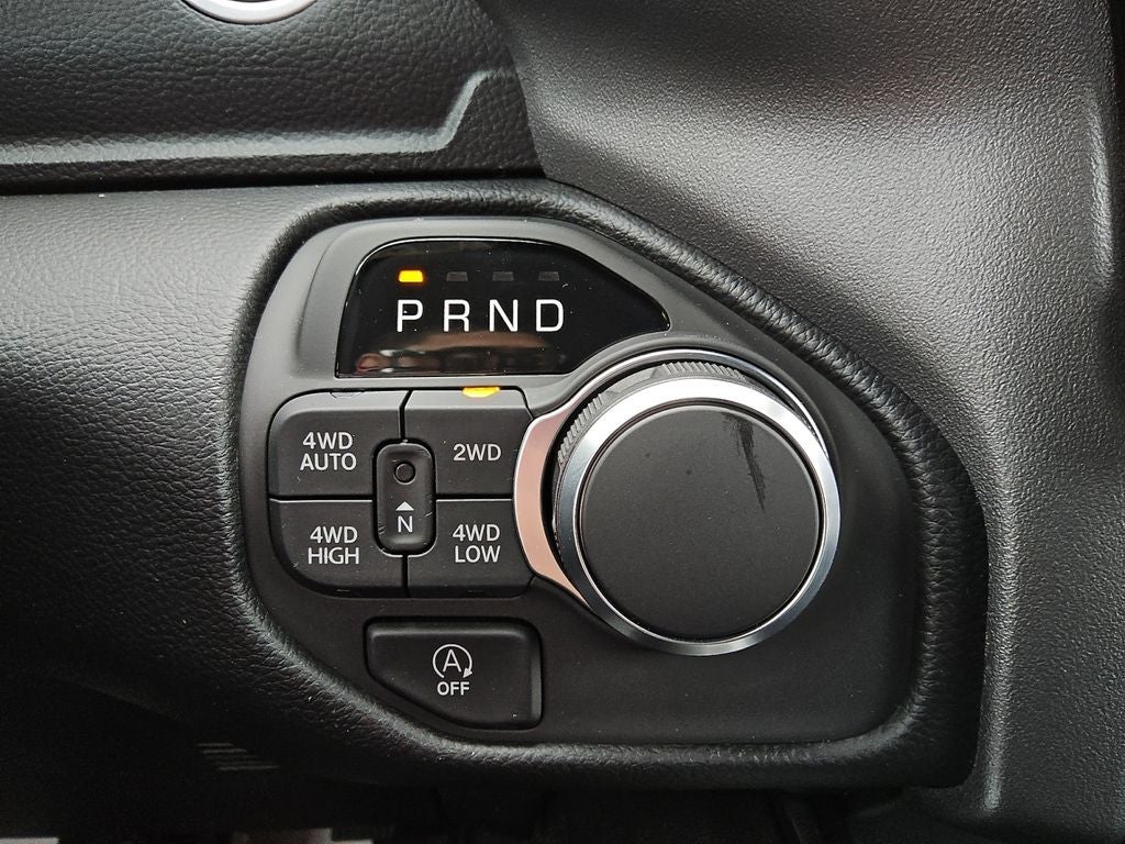 2026 RAM Ram 1500 RAM 1500 LONE STAR CREW CAB 4X4 5'7' BOX