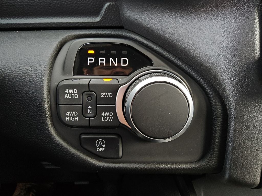 2026 RAM Ram 1500 RAM 1500 LONE STAR CREW CAB 4X4 5'7' BOX