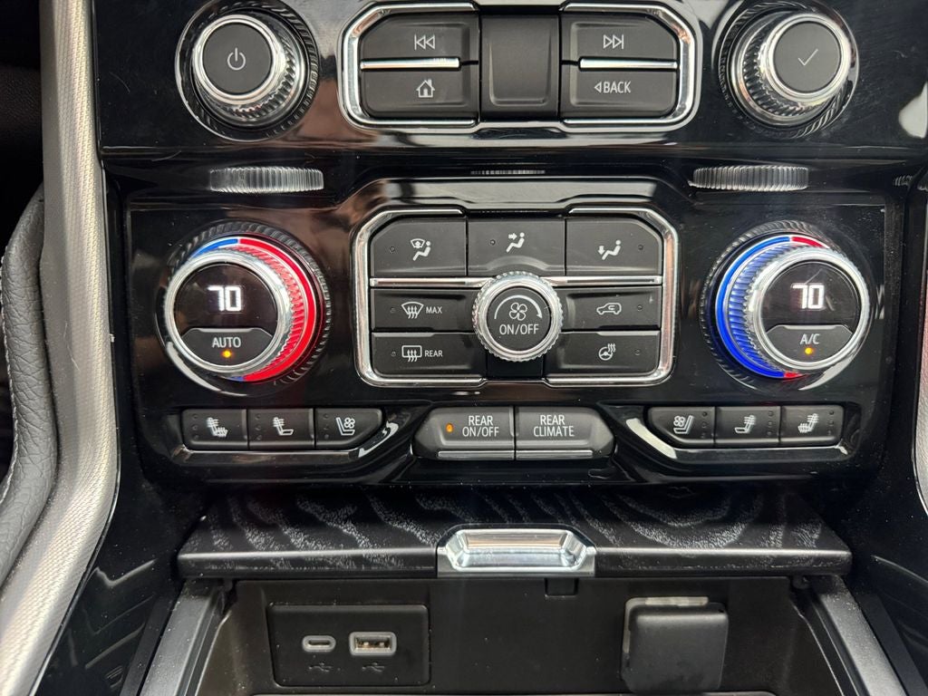 2024 GMC Yukon 4WD Denali