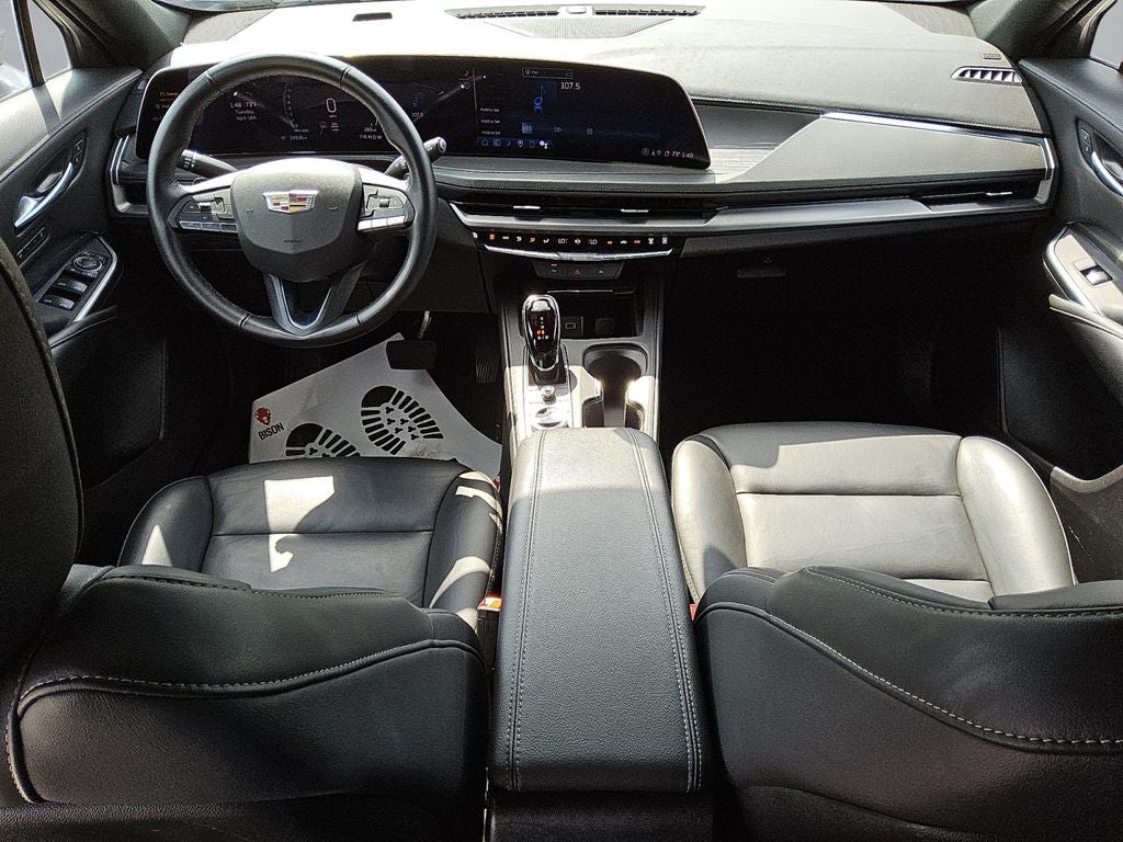 2025 Cadillac XT4 FWD Premium Luxury