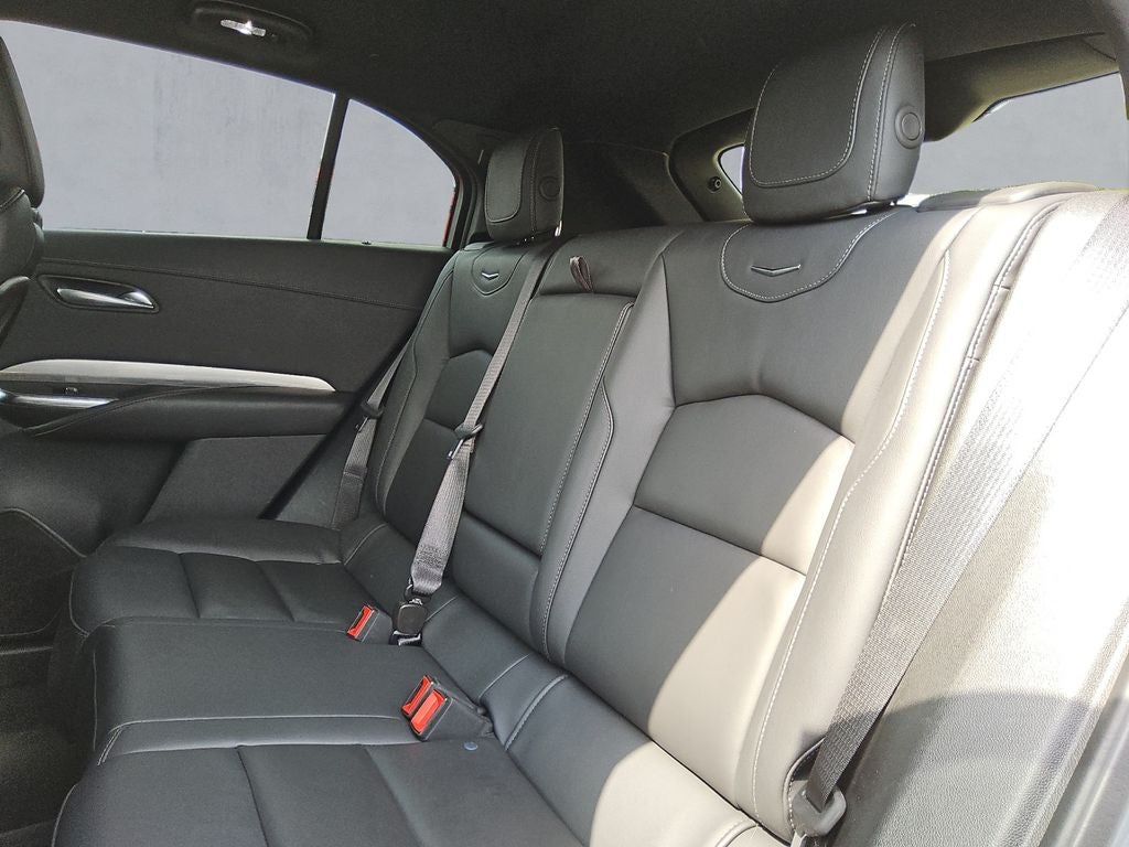 2025 Cadillac XT4 FWD Premium Luxury