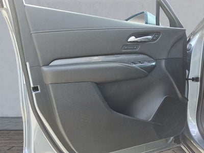 2025 Cadillac XT4 FWD Premium Luxury