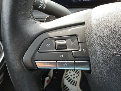 2025 Cadillac XT4 FWD Premium Luxury