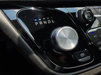 2025 Chrysler Voyager VOYAGER LX