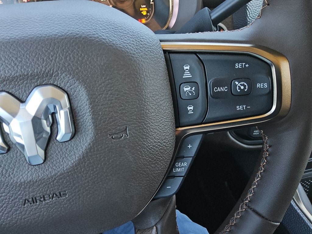 2026 RAM Ram 2500 RAM 2500 LIMITED LONGHORN CREW CAB 4X4 6'4' BOX