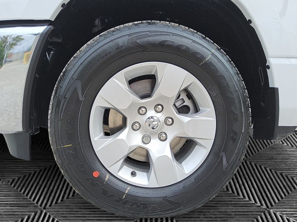 2026 RAM Ram 1500 RAM 1500 TRADESMAN CREW CAB 4X4 5'7' BOX