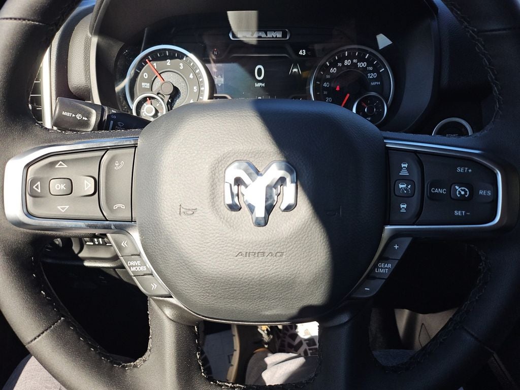 2026 RAM Ram 1500 RAM 1500 LONE STAR CREW CAB 4X4 5'7' BOX