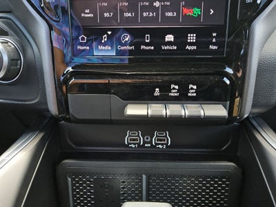 2026 RAM Ram 1500 RAM 1500 LONE STAR CREW CAB 4X4 5'7' BOX