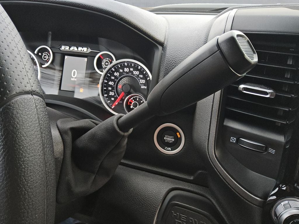 2026 RAM Ram 2500 RAM 2500 BLACK EXPRESS CREW CAB 4X4 6'4' BOX