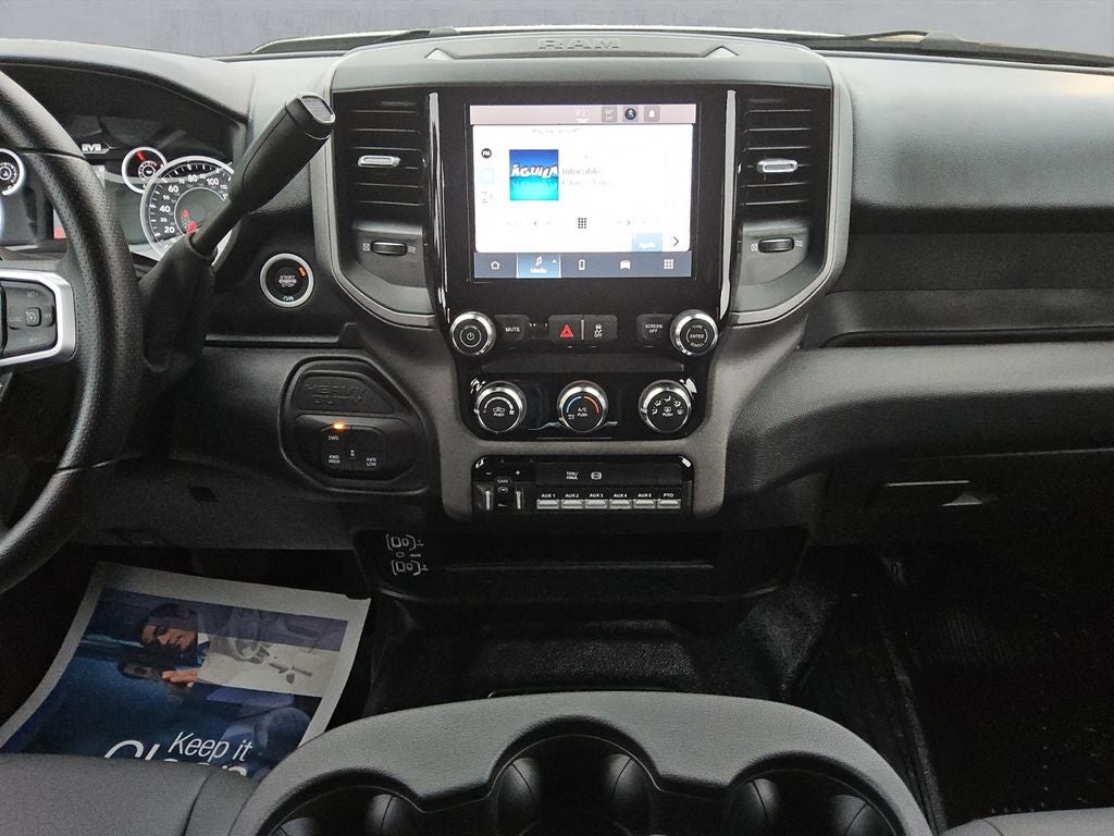 2026 RAM Ram 5500 Chassis Cab RAM 5500 TRADESMAN CHASSIS CREW CAB 4X4 84' CA