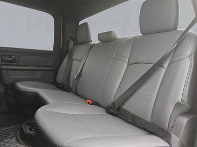 2026 RAM Ram 5500 Chassis Cab RAM 5500 TRADESMAN CHASSIS CREW CAB 4X4 84' CA