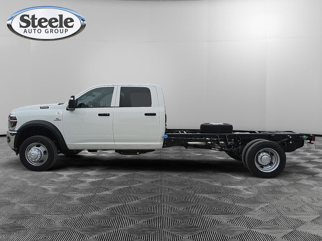 2026 RAM Ram 5500 Chassis Cab RAM 5500 TRADESMAN CHASSIS CREW CAB 4X4 84' CA