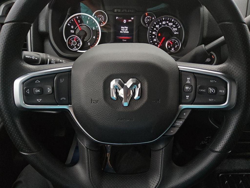 2026 RAM Ram 5500 Chassis Cab RAM 5500 TRADESMAN CHASSIS CREW CAB 4X4 84' CA