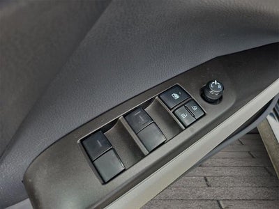 2022 Toyota Camry LE Hybrid