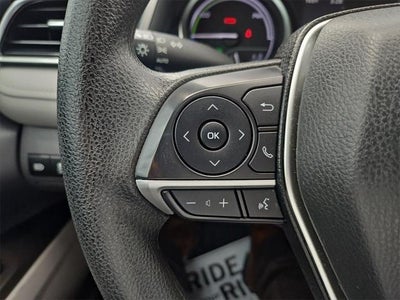 2022 Toyota Camry LE Hybrid