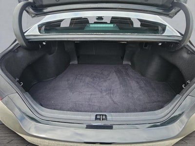 2022 Toyota Camry LE Hybrid