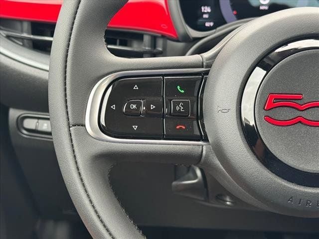 2024 FIAT 500e INSPI(RED) FWD