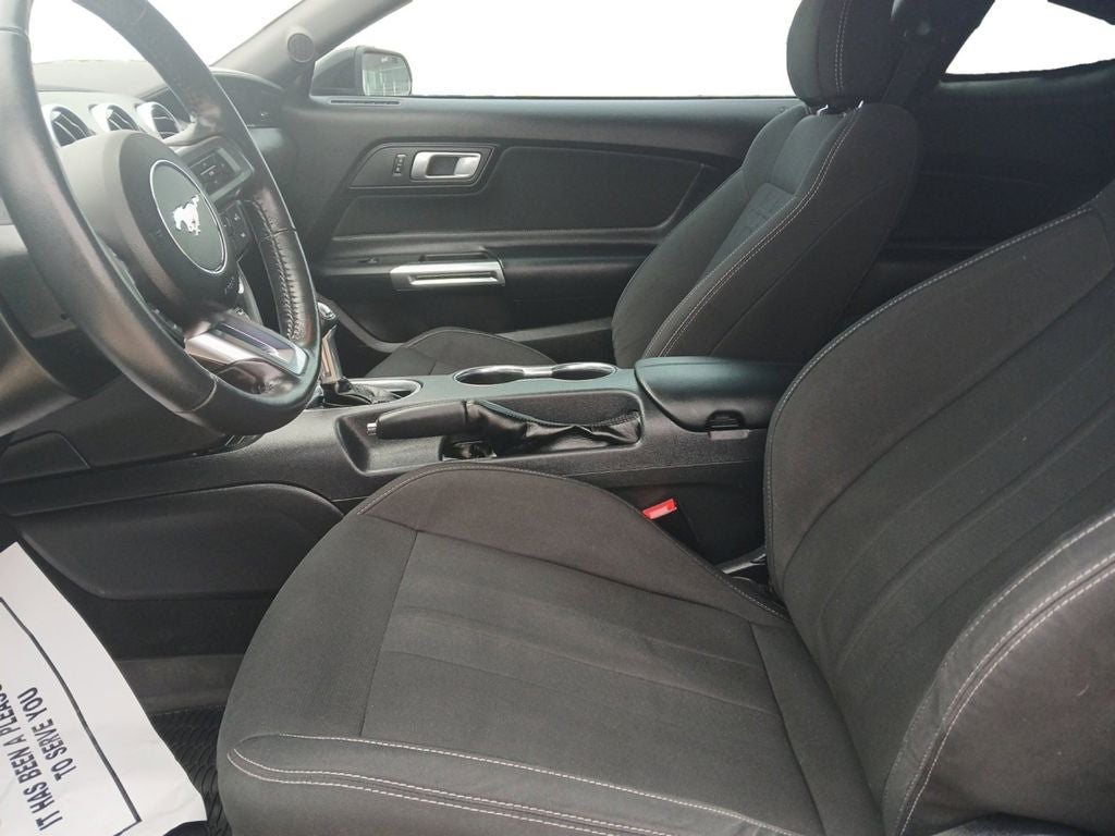 2022 Ford Mustang EcoBoost