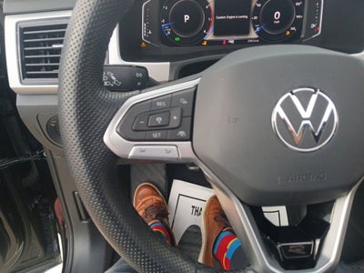 2023 Volkswagen Atlas Cross Sport 3.6L V6 SEL R-Line