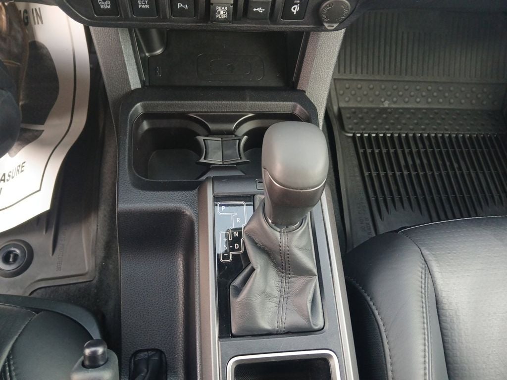 2022 Toyota Tacoma TRD Off-Road V6