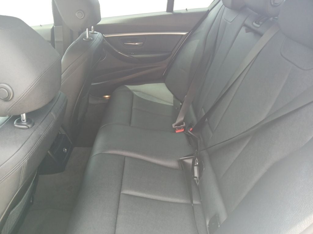 2018 BMW 3 Series 330i xDrive