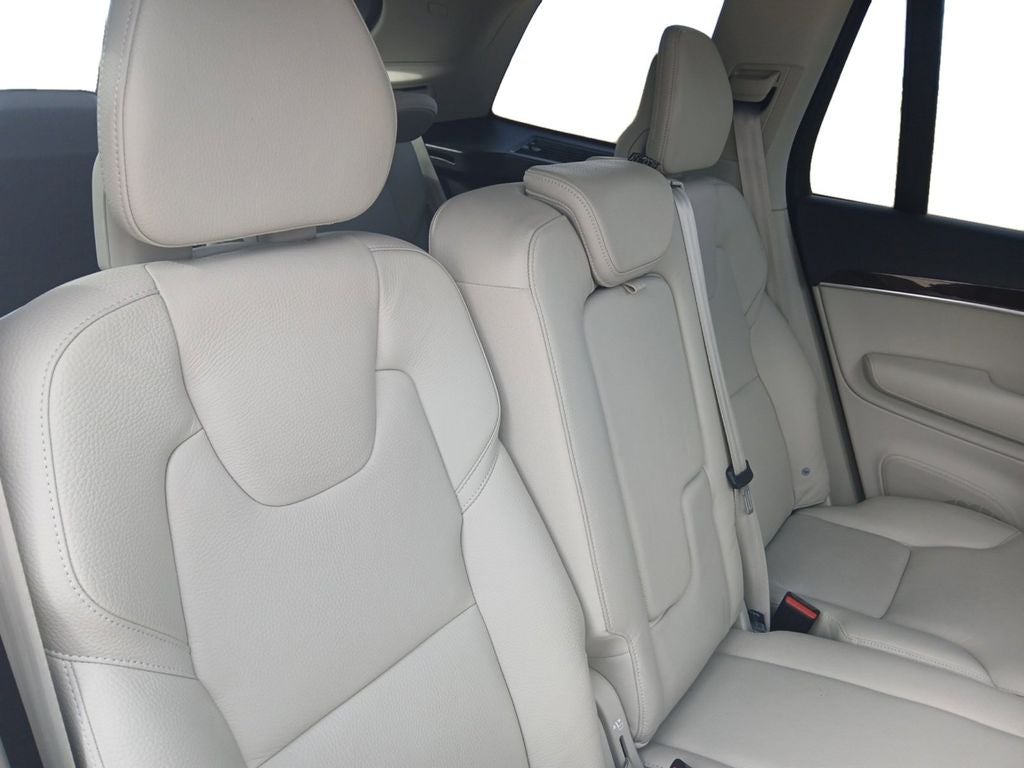 2019 Volvo XC90 T5 Momentum