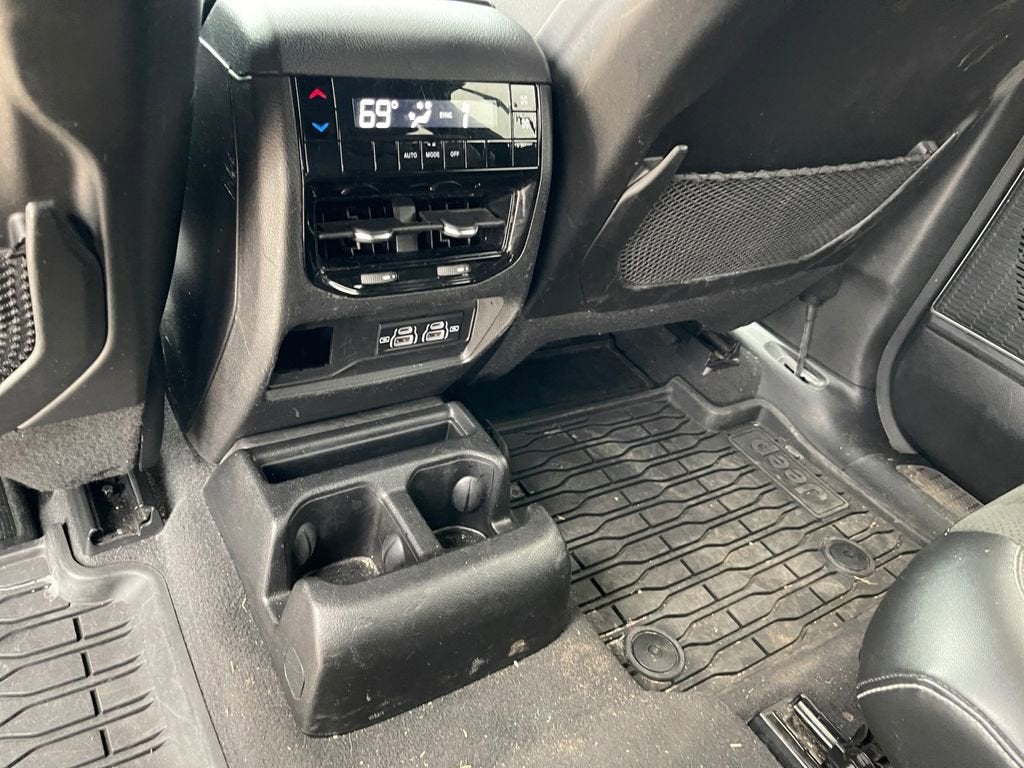 2021 Jeep Grand Cherokee L Altitude 4x2