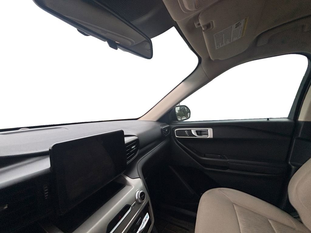 2021 Ford Explorer Base